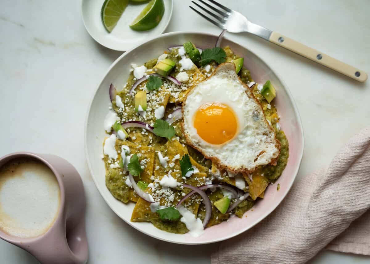 Chilaquiles Verdes - a cozy kitchen