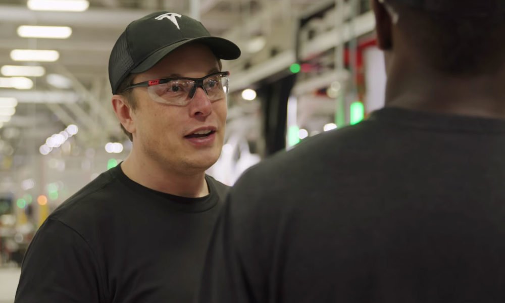Elon Musk explains Tesla's domestic battery strategy