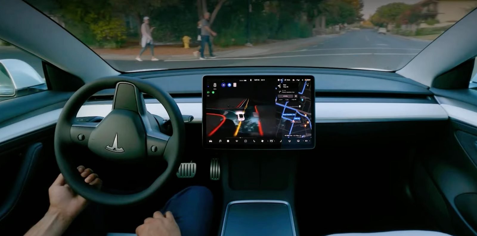 Tesla full self-driving beta-hero